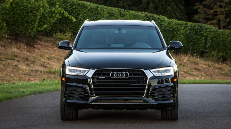  Audi Q3 2.0 T Quattro S-Line 2015 года  (NA) (фото 6 из 7)